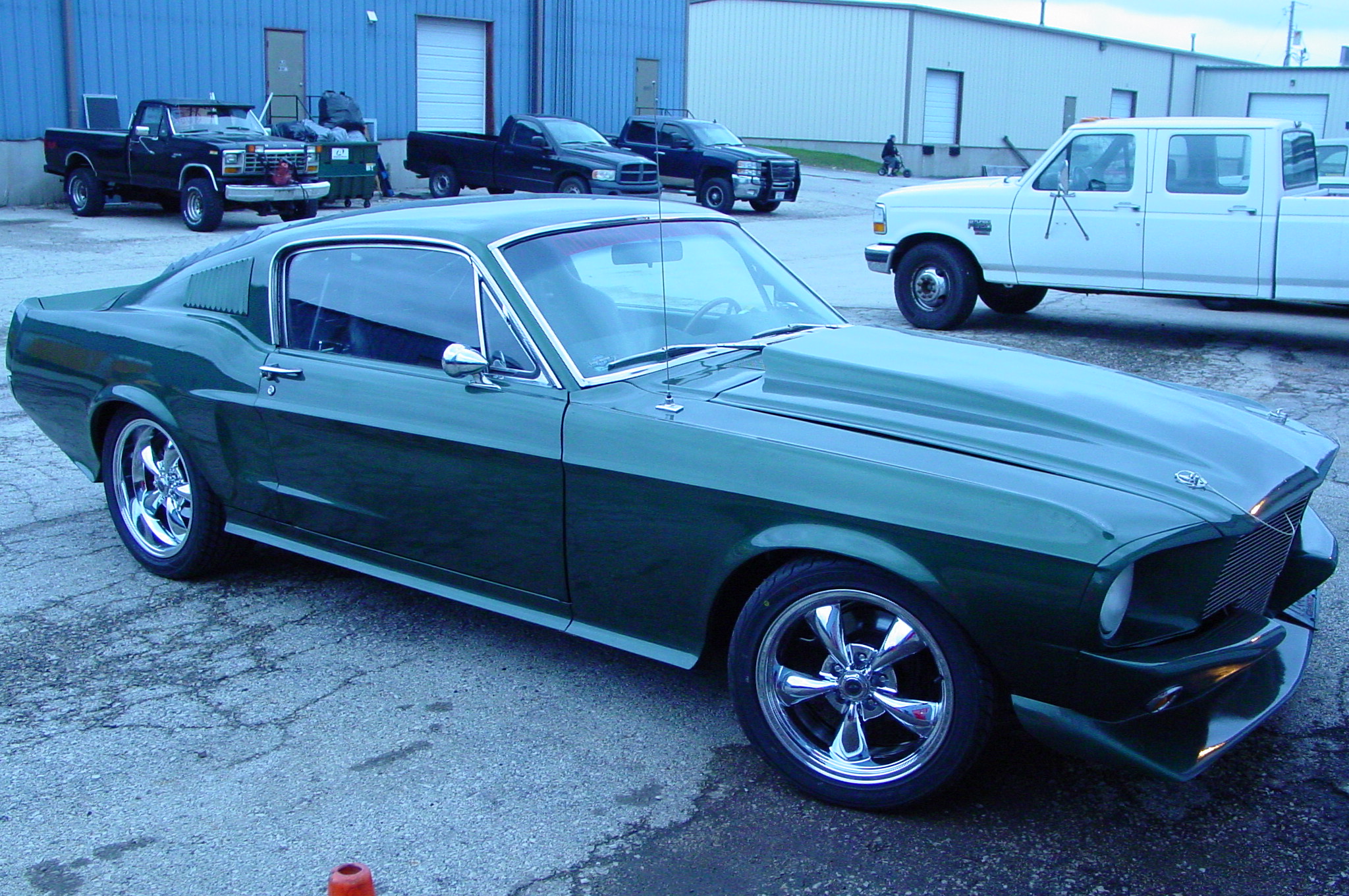 67 Mustang Fastback, 4 speed, 4 link, Tubbed, Roll Cage, Coil Overs