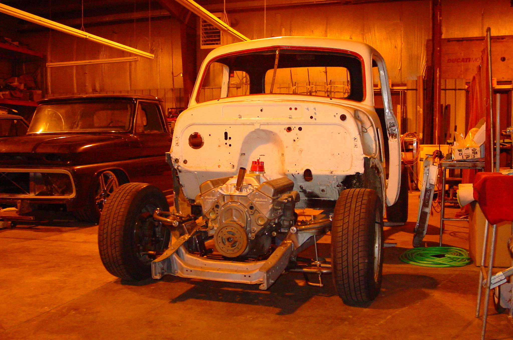 1949 Chevy P-U Chassis. 2″ Chop 383 SB Chevy